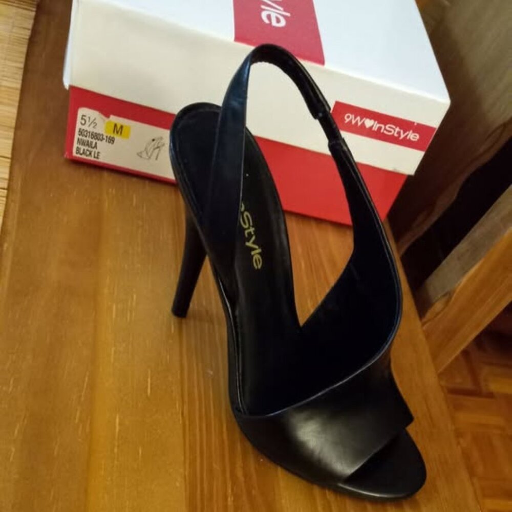 Sandal Black Heels 5.5 Nine West